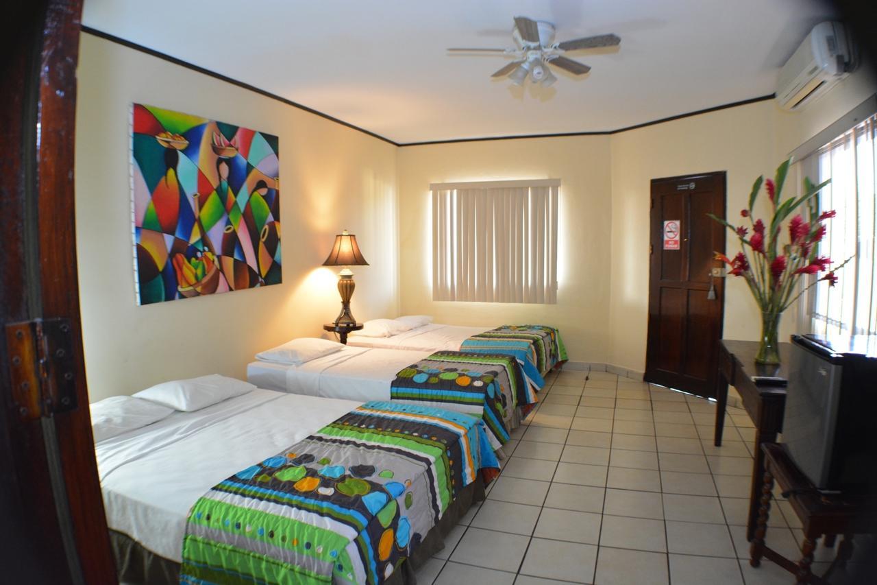Hotel Los Balcones De ชีนันเดกา ภายนอก รูปภาพ