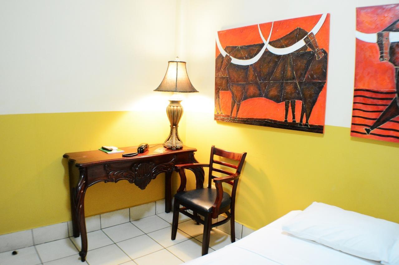Hotel Los Balcones De ชีนันเดกา ห้อง รูปภาพ