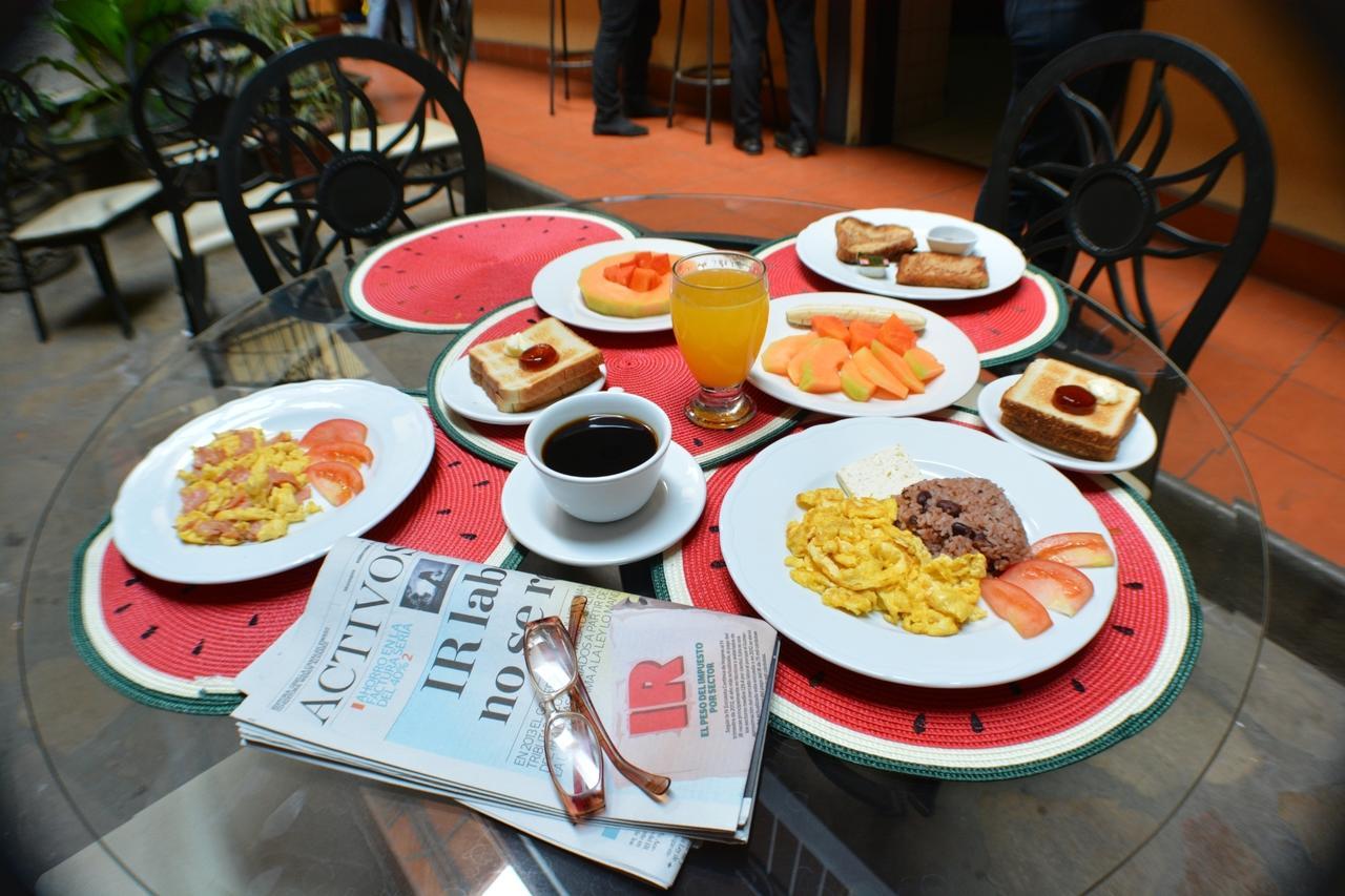 Hotel Los Balcones De ชีนันเดกา ภายนอก รูปภาพ