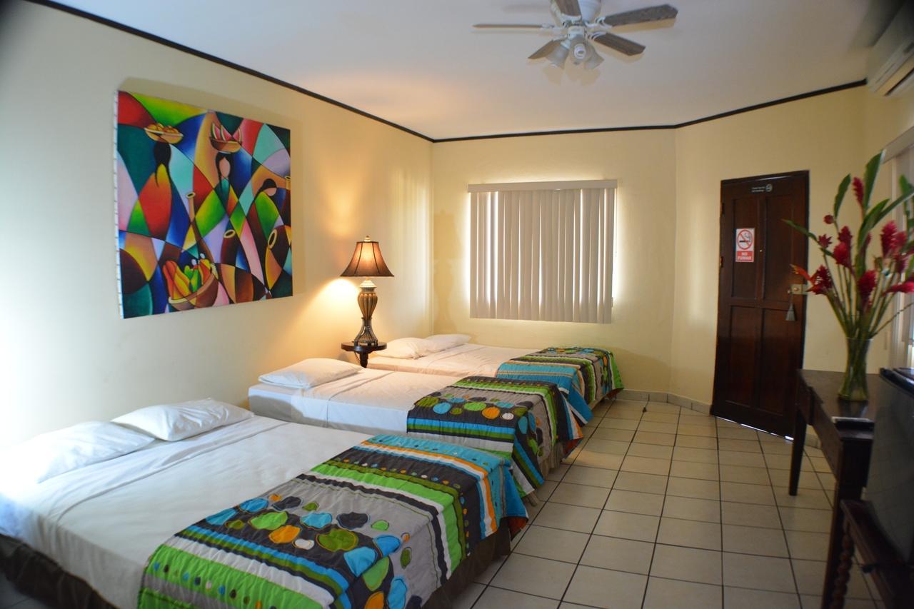 Hotel Los Balcones De ชีนันเดกา ภายนอก รูปภาพ