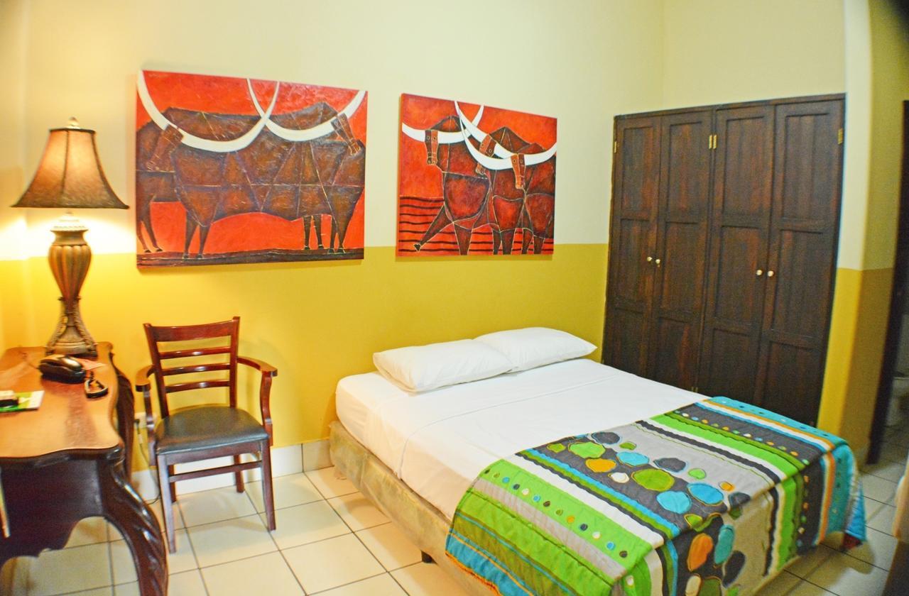 Hotel Los Balcones De ชีนันเดกา ห้อง รูปภาพ