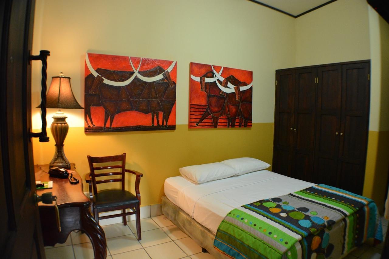Hotel Los Balcones De ชีนันเดกา ภายนอก รูปภาพ