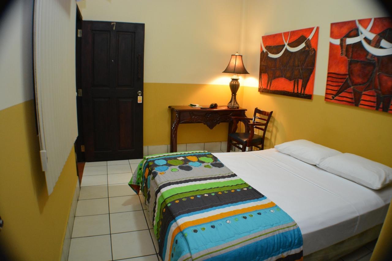 Hotel Los Balcones De ชีนันเดกา ภายนอก รูปภาพ